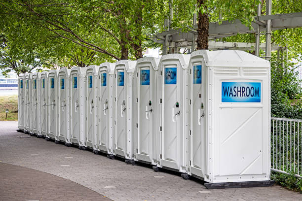 Portable bathroom rental in Alpine, CA